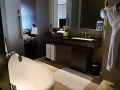 -广州天河希尔顿酒店