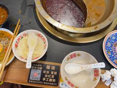 -沸炉重庆老火锅(军事博物馆店)