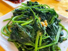 蒜蓉炒番薯叶-老字号蛇口德记烧腊饭店·海鲜加工