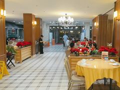 -鹏城人家海鲜酒家·23年老字号(较场尾店)