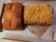 红豆肉粉松吐司-UH祐禾(光谷世界城店)