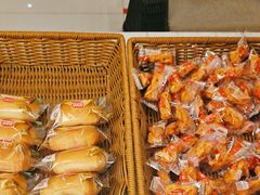 -喜鹊愉家酒店(郑州曼哈顿博览中心地铁站店)