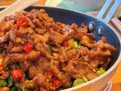 老妈烫菜牛肉-深巷家味馆.湖北头牌红烧鱼头拌饭(黄陂店)