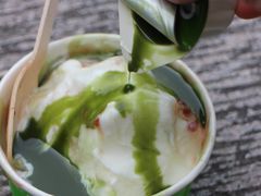 -同济大学本部学苑饮食广场