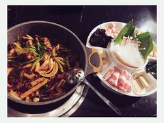 -鸡遇虾煲干锅火锅(小寨金莎店)
