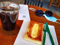 -星巴克(西安曲江银泰店)