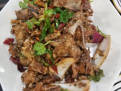 -许哥东北烧烤·铁丳烤串·宫后夹肉(繁花中心店)