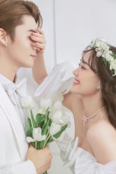 -雨墨婚纱摄影工作室