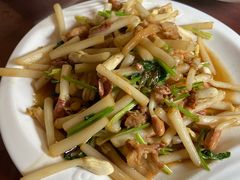 花生苗-老张烤羊(王哥庄店)