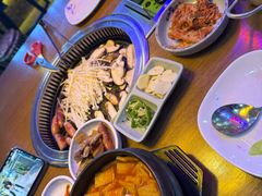 -豚豚猪村烤肉·韩国烤肉(总店)