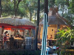 -二荆条·蜀鲜汇城市森林火锅