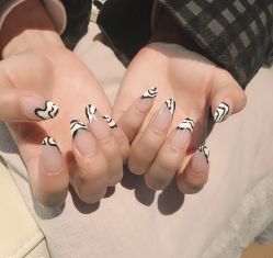 -LILY NAILS美甲美睫