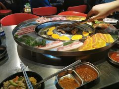 -哈哈碳都·牛肋条无限自助烤肉(台江万达店)