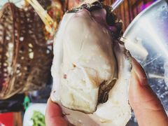 威海首家高压锅竹笼生蚝-蚝堡海鲜·威海菜·海肠捞饭·烧烤·亚洲吃蚝公司(幸福门店)