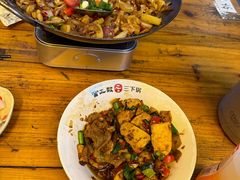 -富正毅三下锅·湘西韵味(天门山索道店)