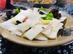 -味老大土碗菜(中山三路店)