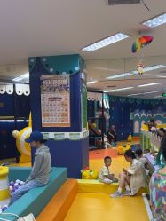 -孩子王童乐园(西安万象城店)