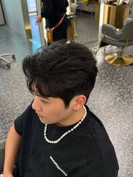 -即型男士理发工作室