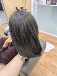 -首脑美发沙龙