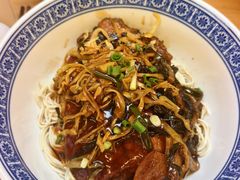 -沪西老弄堂面馆(定西路店)