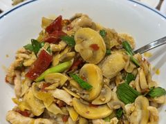 -李与白包子铺(桐梓林店)