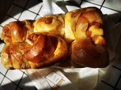 杏仁南瓜包-蜂蝶来饼店(拱北总店)