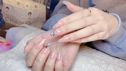 -Miss·A日式美甲美睫