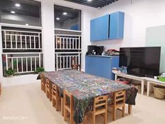 -爱乐梵国际儿童教育中心(古美店)
