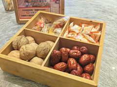 -俭寨大盘鸡·手抓肉·烧烤新疆菜(乌苏路店)
