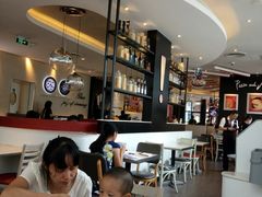-必胜客(武汉欢乐谷店)