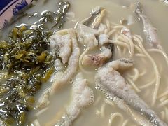 -明呈黄鱼面馆(斜土路店)