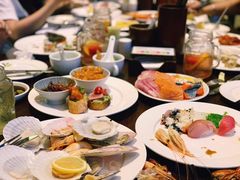 -松山湖凯悦酒店·Café自助餐厅·周末火舞秀表演