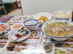 -七爷清汤腩·港式餐厅(金狮广场店)