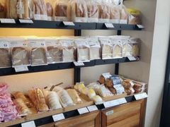 -皇冠幸福里动物奶油生日蛋糕(古田三路店)