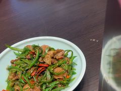 -川流不息·地道川菜·小龙虾(松东路店)