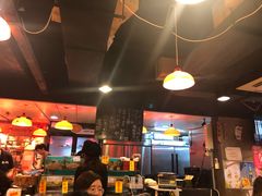 大堂-鲜入围煮花胶鸡海鲜火锅