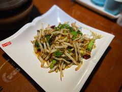 雪菜芦苇根-魏铭鱼头捞饭(晋阳路店)