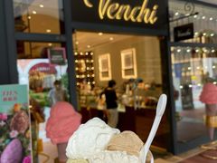 -VENCHI 闻绮(上海佛罗伦萨小镇店)