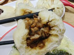 麻辣香菇包-老陶包子铺(南大西南村店)