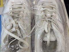 -翰皇直营洗衣洗鞋(望京鹿港店)