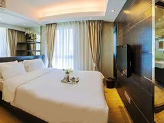 -深圳星河丽思卡尔顿酒店