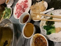 -鑫龙火锅城(青岛分店)