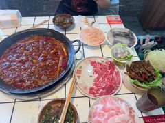 -扎起市井老火锅(乐山总店)