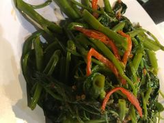 -明记烧鱼美味店