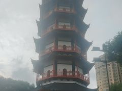 -绳金塔