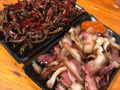 -峨眉山原汁双双烧烤(净居寺店)