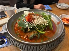 -喇喇排骨火锅·传统韩式脊骨汤(望京西园总店)