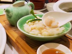 手剥龙井虾仁-知味观(湖滨总店)