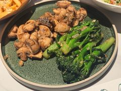 时蔬扒蘑菇-静香HOUSE·全时段融合餐厅(七星欢乐颂店)
