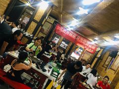 大堂-俭让佬妈现卤串串(温江总店)
